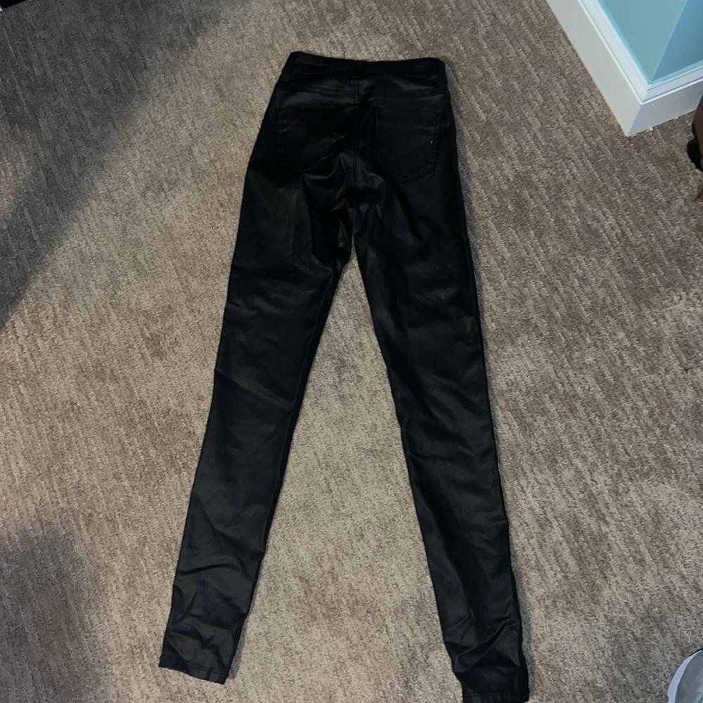 NWOT Black Faux Leather Leggings Size Small - Picture 4 of 4